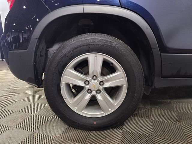 Used 2021 Chevrolet Trax LT w/ Driver Confidence Package image 22