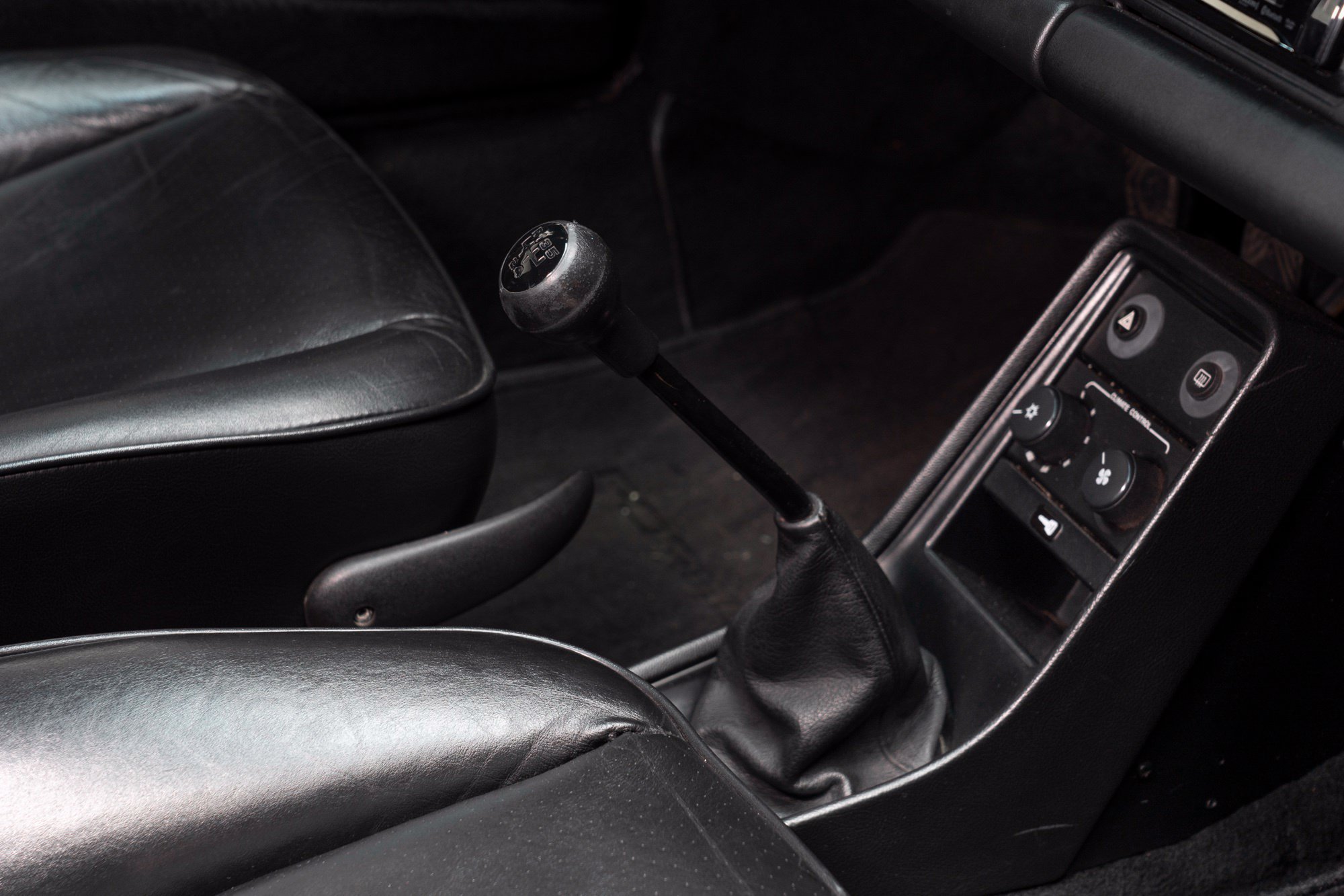 Used 1987 Porsche 911 Carrera RWD image 43