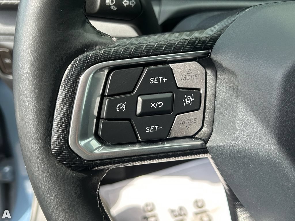 Used 2025 Ford Mustang Coupe RWD image 25