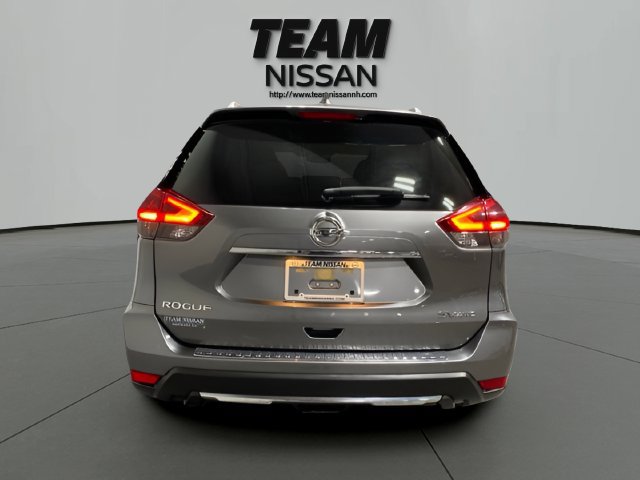 Certified 2018 Nissan Rogue SV w/ Premium Package AWD/4WD image 5