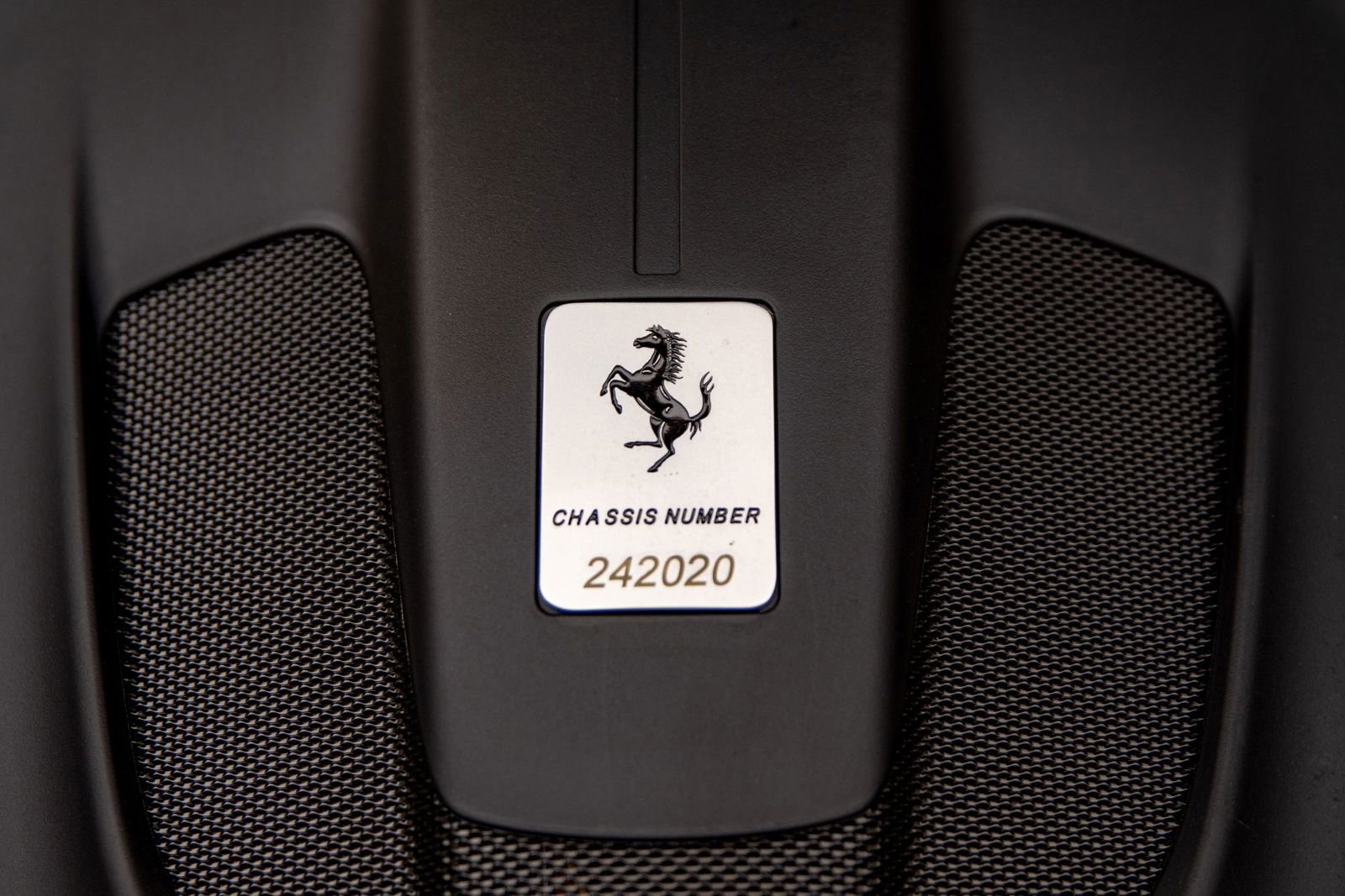 Used 2019 Ferrari Portofino RWD image 45