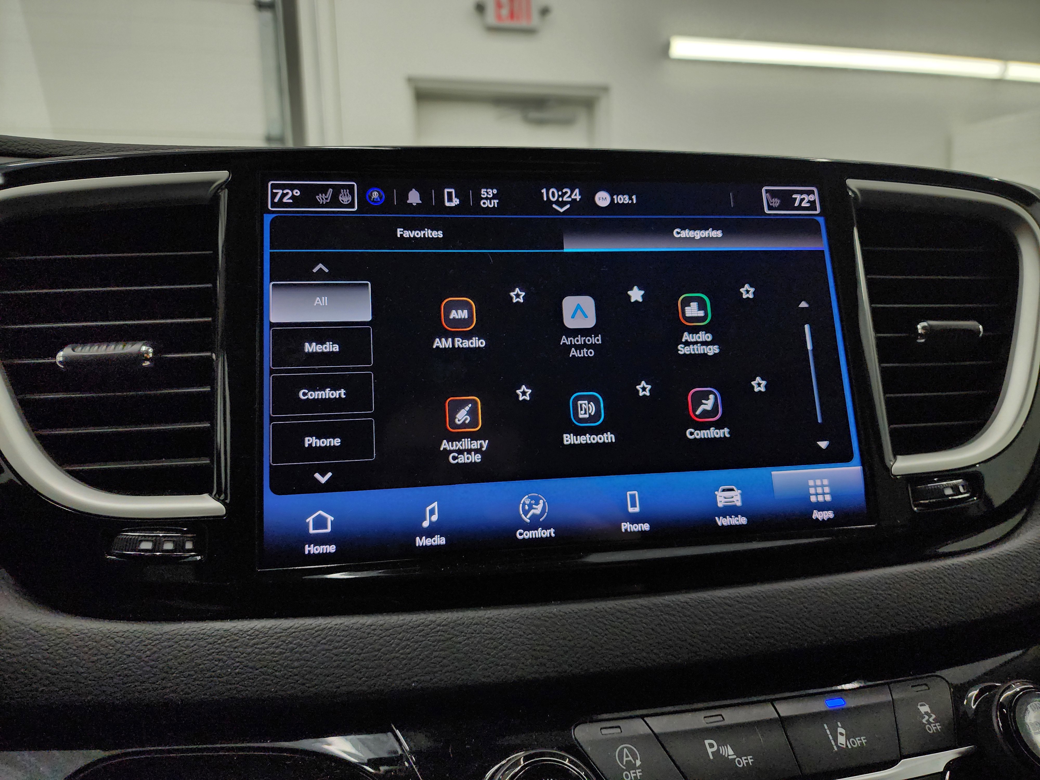 Used 2024 Chrysler Pacifica Touring-L image 50