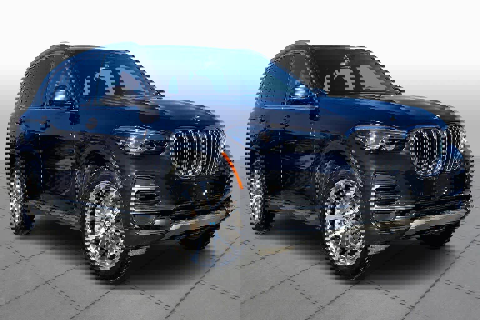 Certified 2022 BMW X5 xDrive40i w/ Premium Package image 2