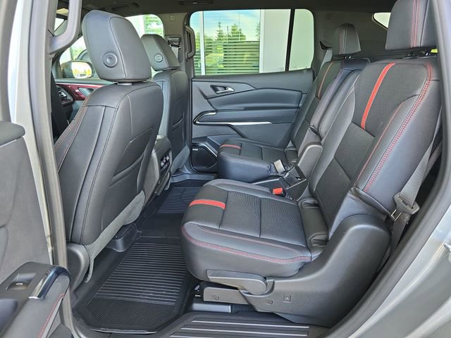 New 2026 Chevrolet Traverse RS w/ LPO, Floor Liner Package image 30