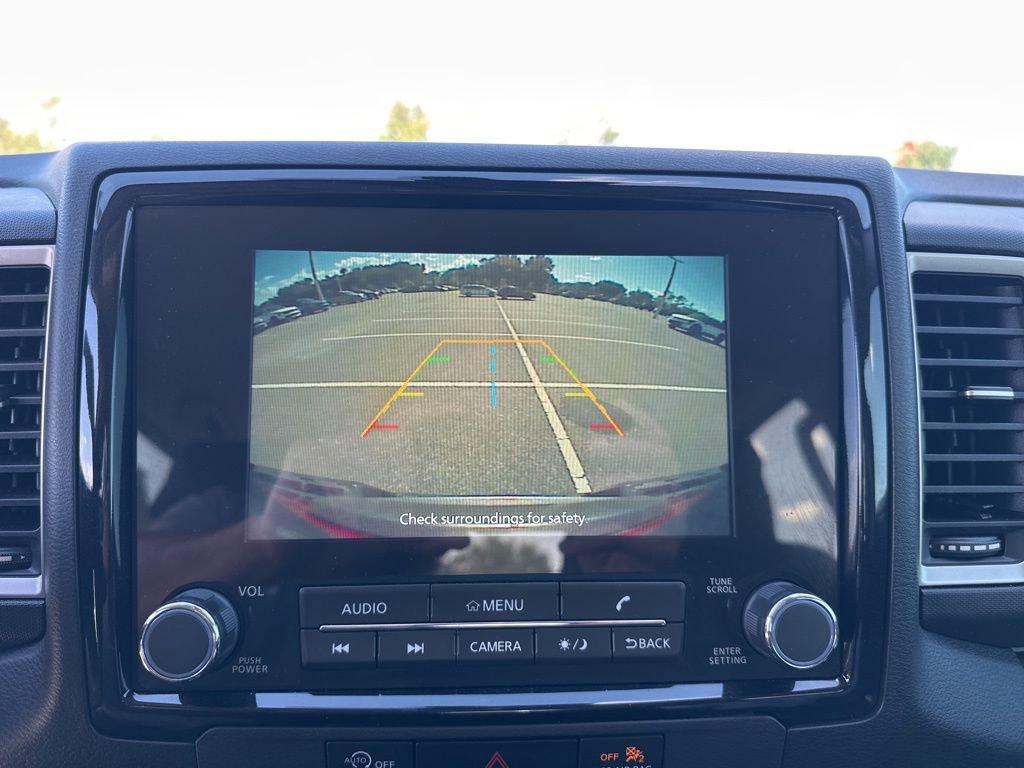 Used 2024 Nissan Frontier SV w/ Technology Package RWD image 18