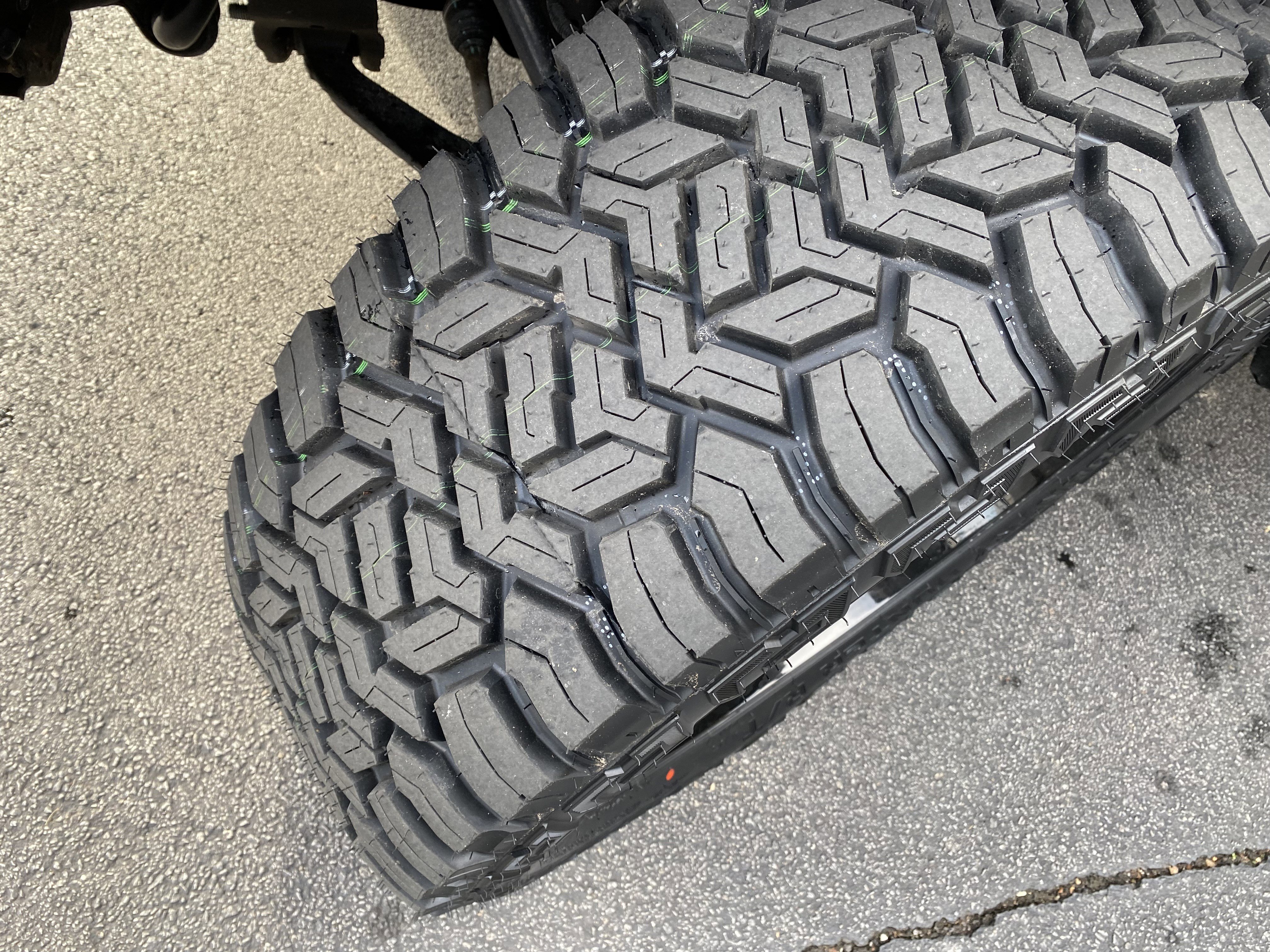 Used 2024 GMC Sierra 2500 Denali w/ Denali Reserve Package image 13