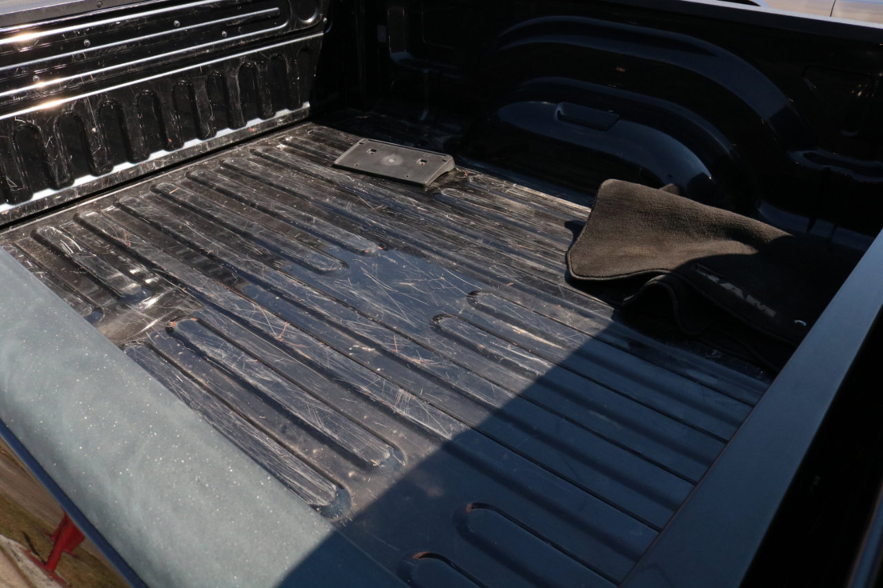 Used 2018 RAM 1500 Express w/ Black Ram 1500 Express Group image 31