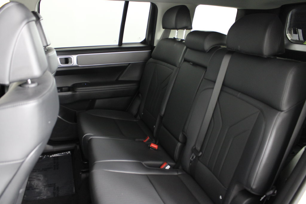 Certified 2026 Hyundai Santa Fe SEL FWD image 21