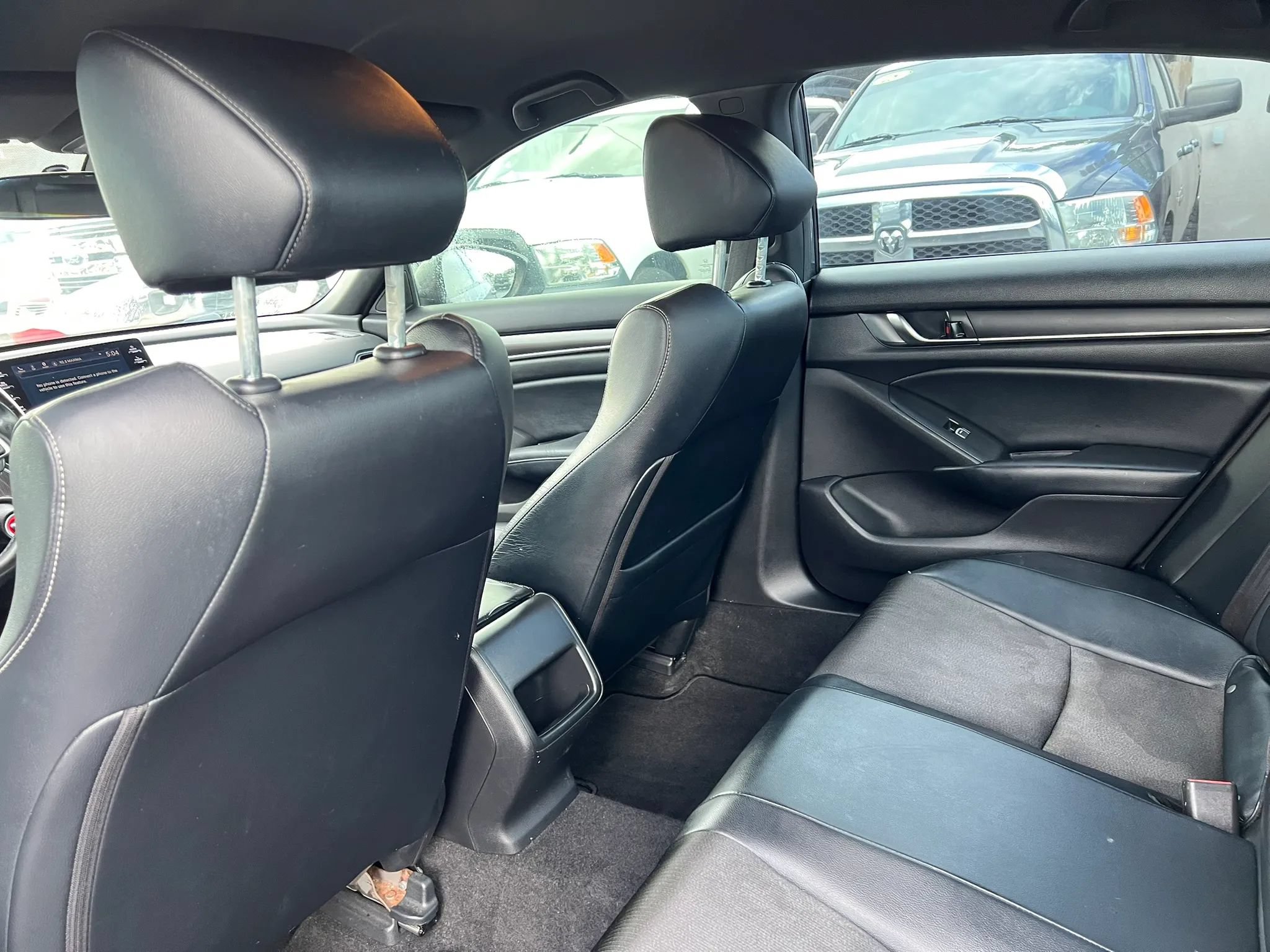Used 2018 Honda Accord Sport image 7