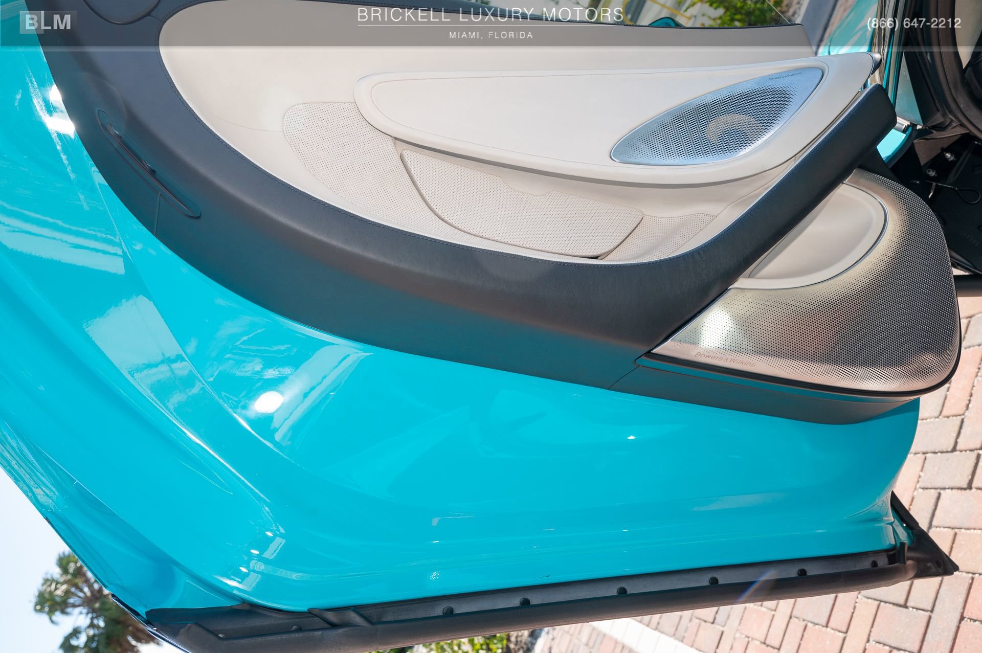 Used 2023 McLaren GT image 14