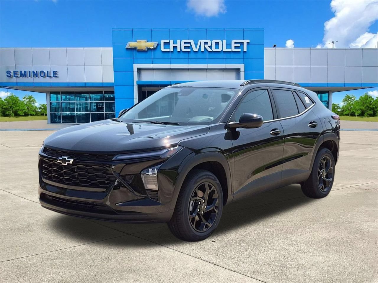 New 2026 Chevrolet Trax LT w/ Driver Confidence Package FWD image 2