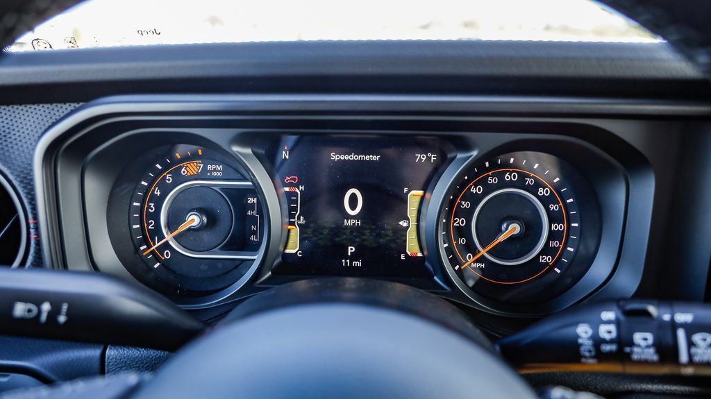 New 2025 Jeep Wrangler Unlimited Rubicon image 24