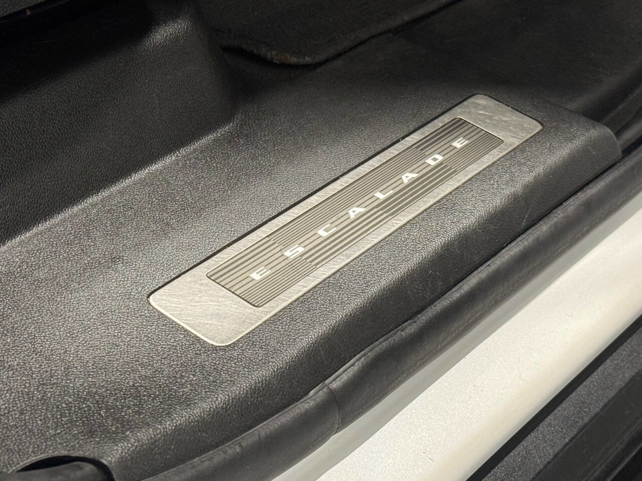 Used 2021 Cadillac Escalade Sport w/ Driver Assist Tech Package image 31