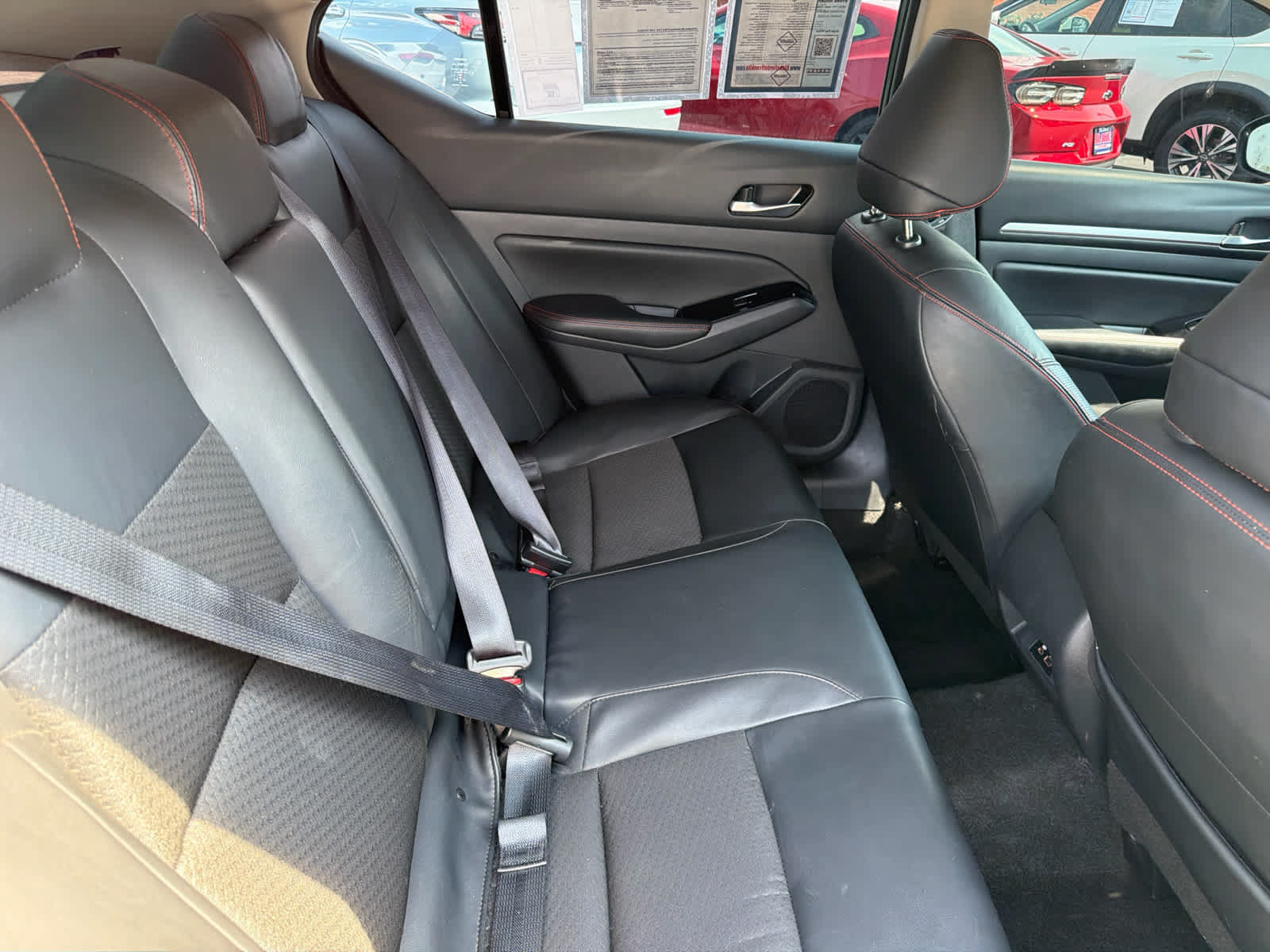 Used 2025 Nissan Altima 2.5 SR AWD/4WD image 10