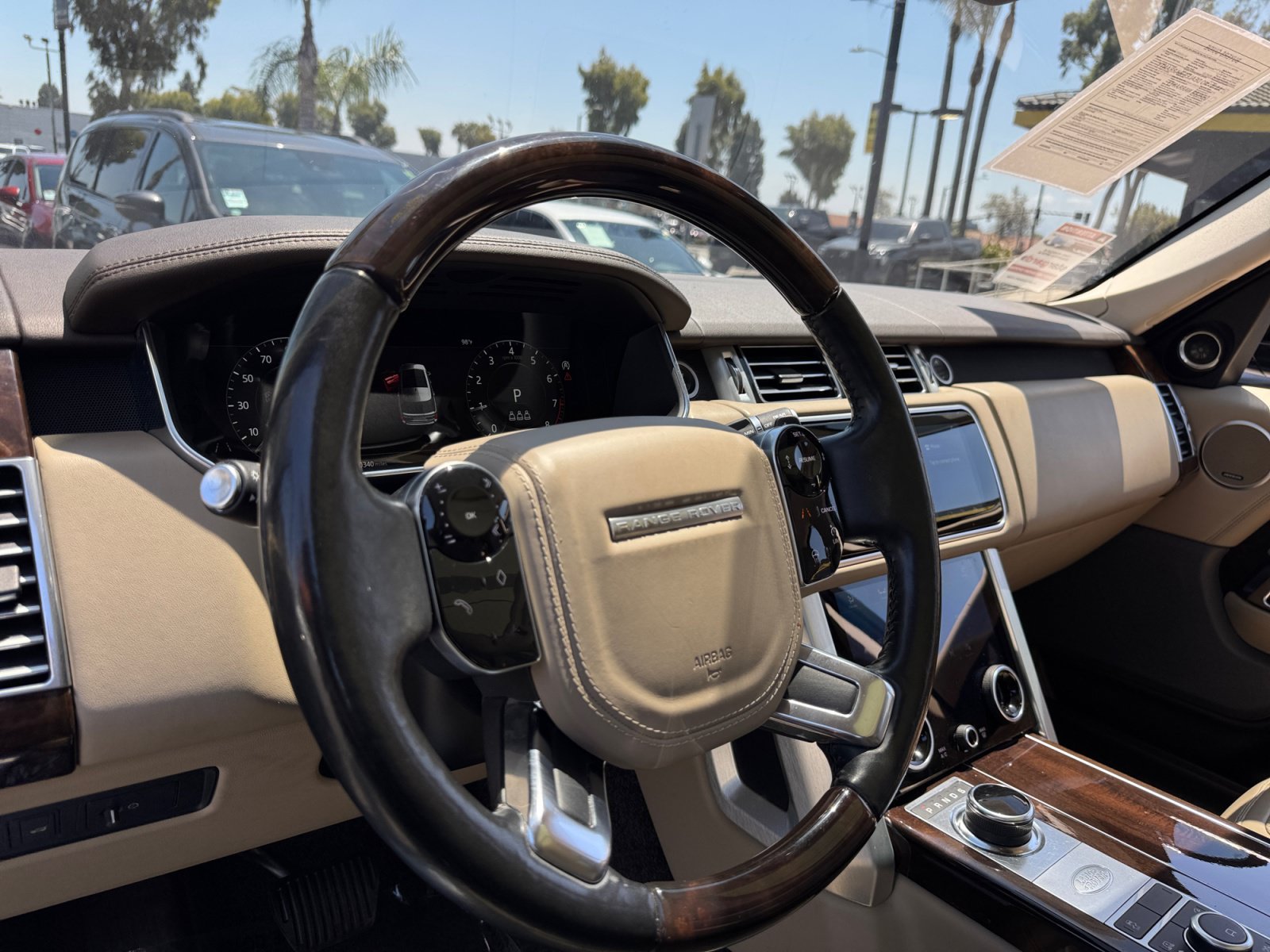 Used 2020 Land Rover Range Rover HSE AWD/4WD image 24