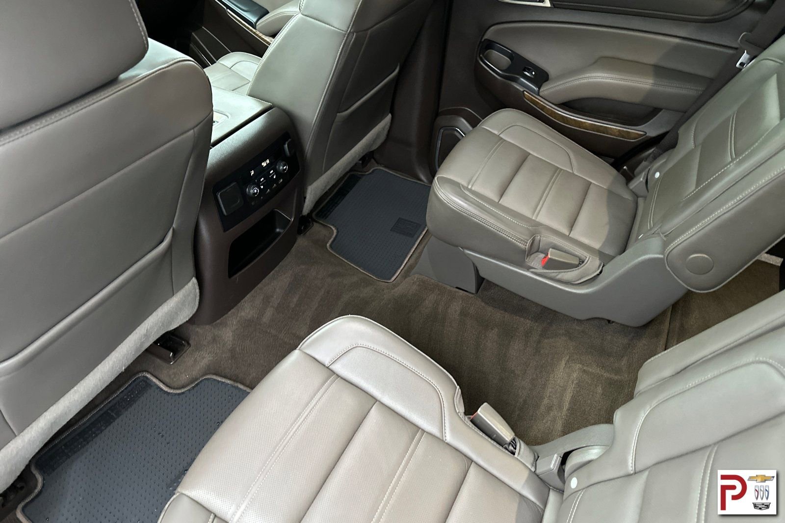 Used 2018 GMC Yukon Denali image 13