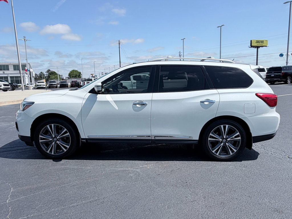 Used 2018 Nissan Pathfinder Platinum FWD image 5