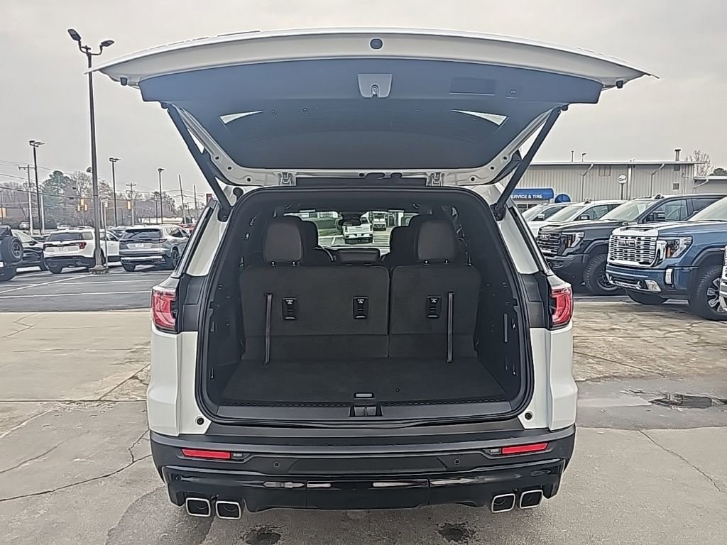 Used 2024 GMC Acadia AT4 w/ LPO, Floor Liner Package AWD/4WD image 7