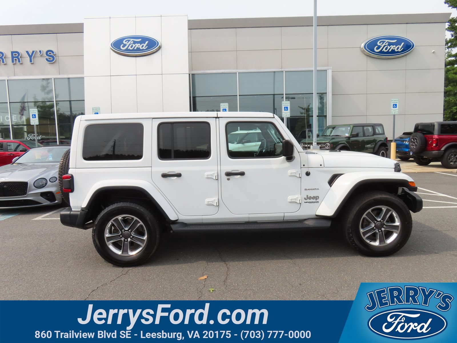Used 2020 Jeep Wrangler Unlimited Sahara AWD/4WD image 4