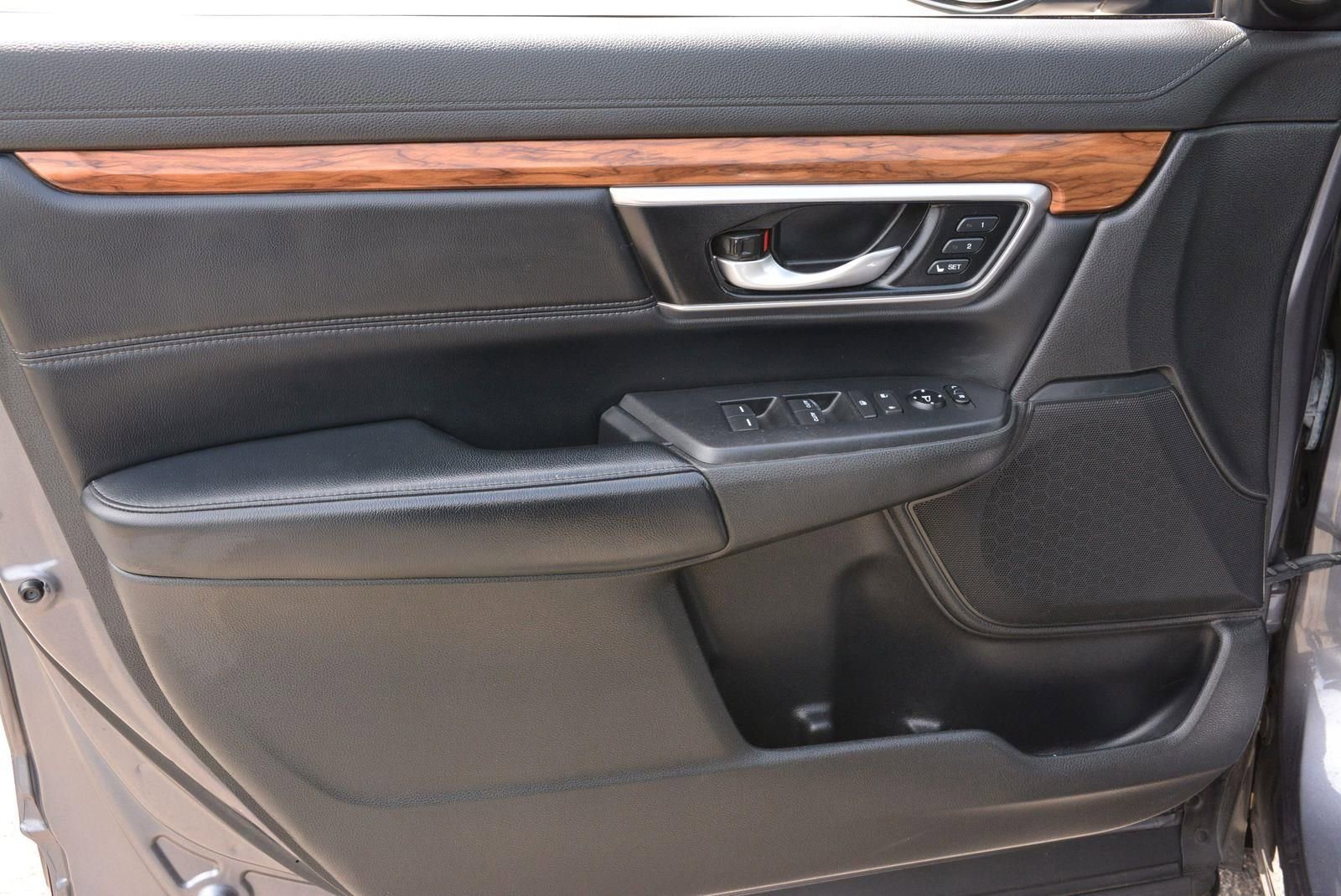 Used 2022 Honda CR-V Touring image 10