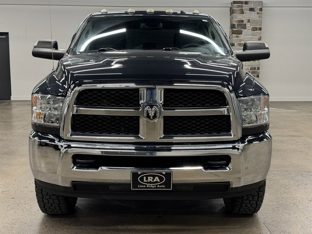 Used 2018 RAM 3500 Tradesman w/ Chrome Appearance Group image 2