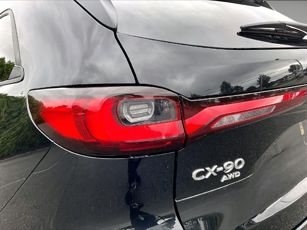 Used 2026 MAZDA CX-90 3.3 Turbo w/ Select Package AWD/4WD image 35