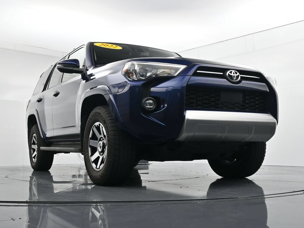 Used 2022 Toyota 4Runner TRD Off-Road Premium w/ Moonroof Package AWD/4WD image 32