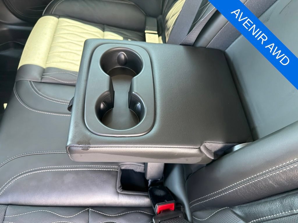 Used 2021 Buick Envision Avenir w/ Technology Package II AWD/4WD image 25