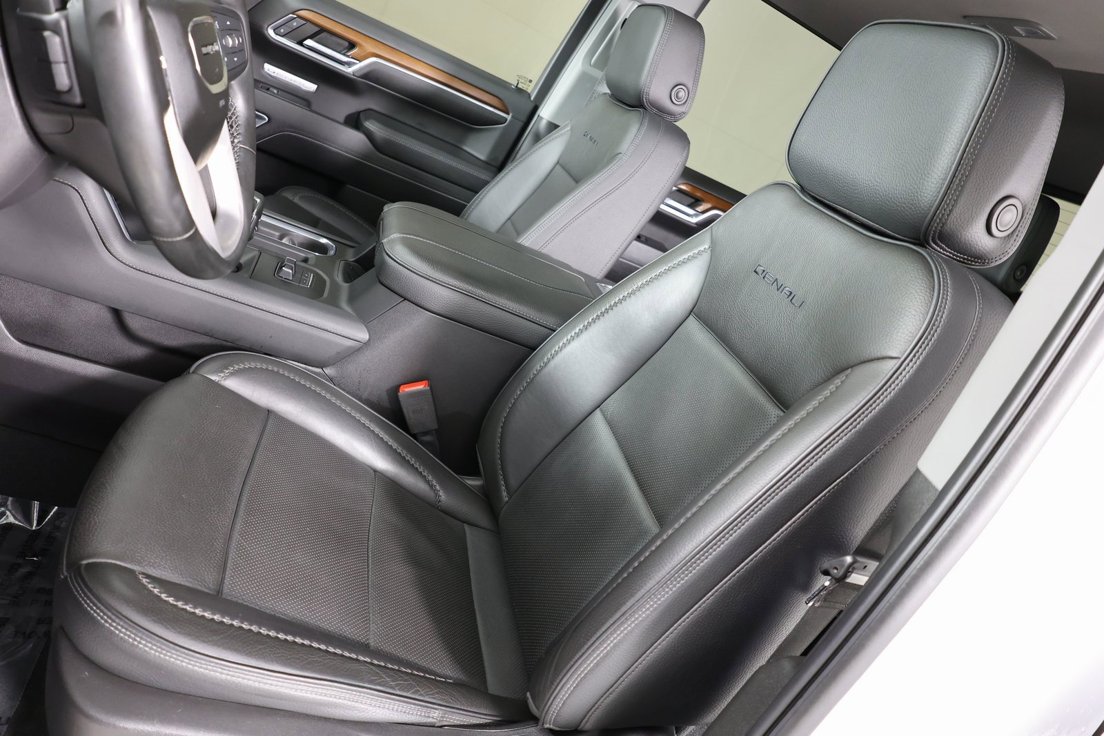 Used 2023 GMC Sierra 1500 Denali w/ Denali Reserve Package image 10