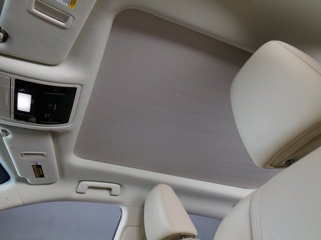 Used 2019 Lexus RX 450h AWD w/ Luxury Package image 23