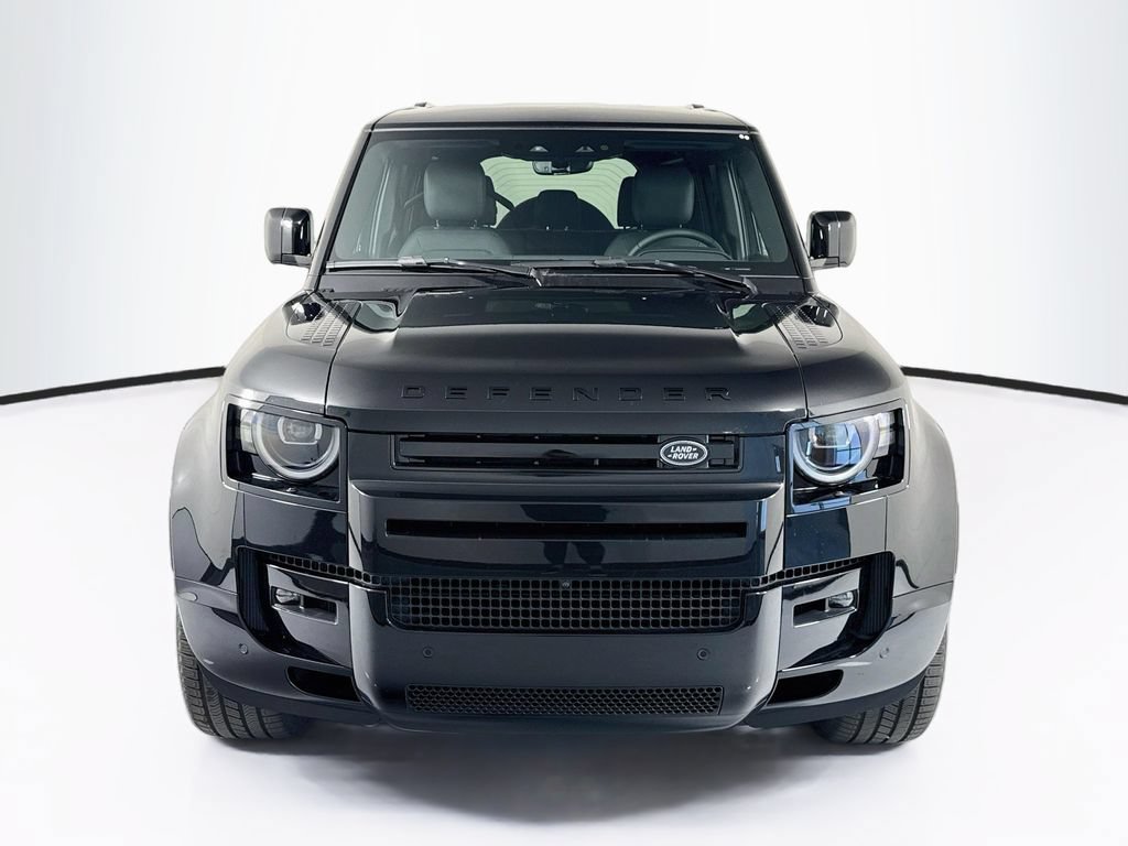New 2026 Land Rover Defender 110 X-Dynamic SE AWD/4WD image 2
