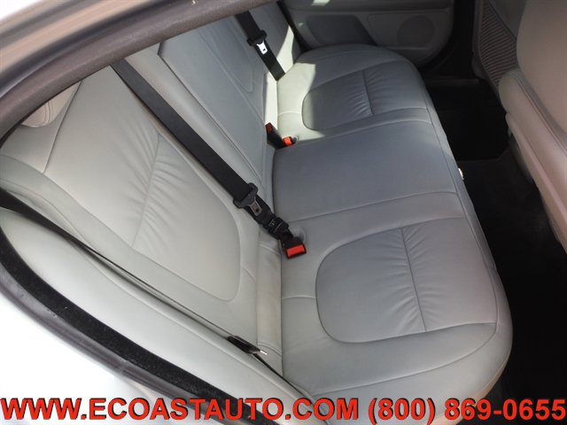 Used 2010 Jaguar XF Luxury image 13