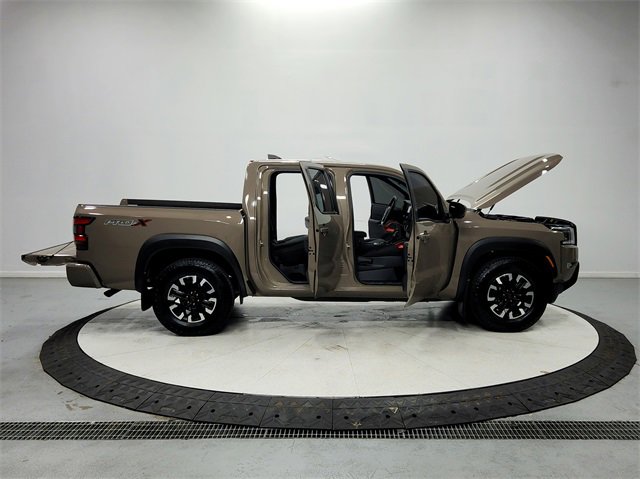 Used 2024 Nissan Frontier Pro-X image 16