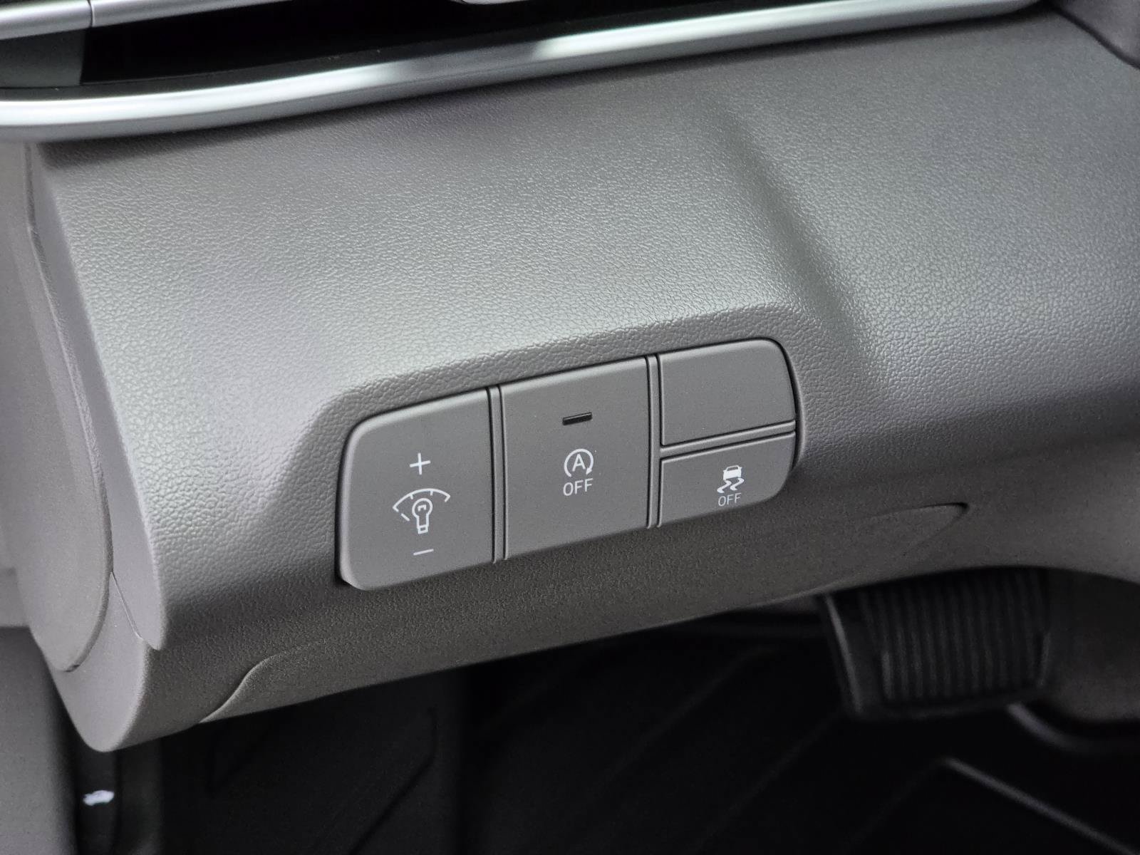 New 2026 Hyundai Elantra SE FWD image 14