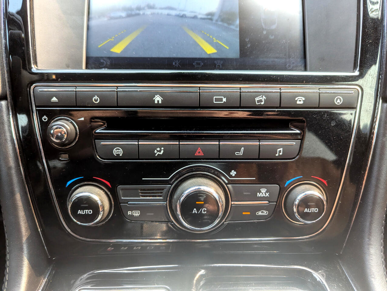 Used 2017 Jaguar XJ L Supercharged image 29