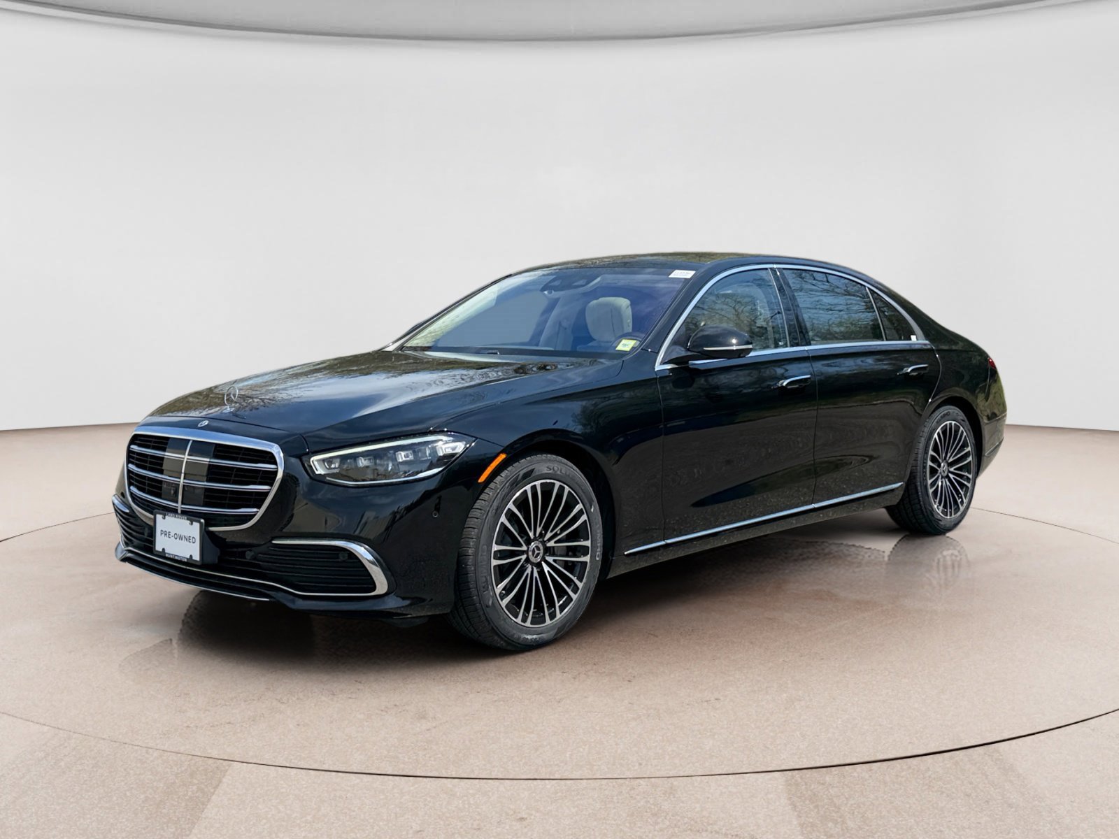 Used 2022 Mercedes-Benz S 580 4MATIC Sedan image 1
