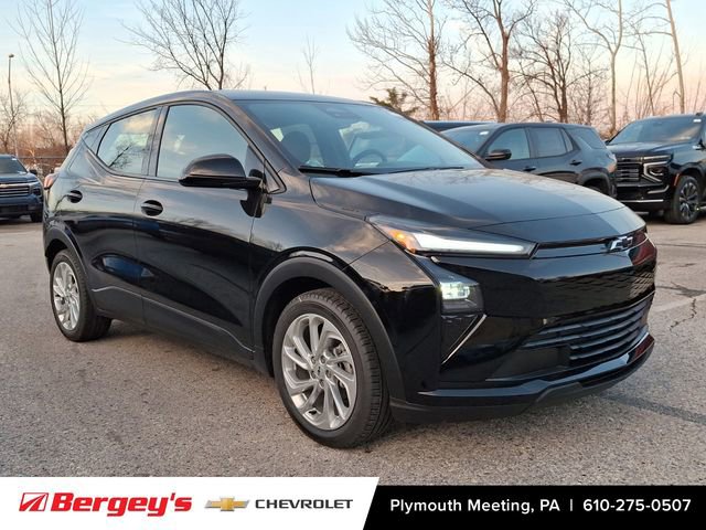 New 2027 Chevrolet Bolt LT w/ Comfort Package image 2