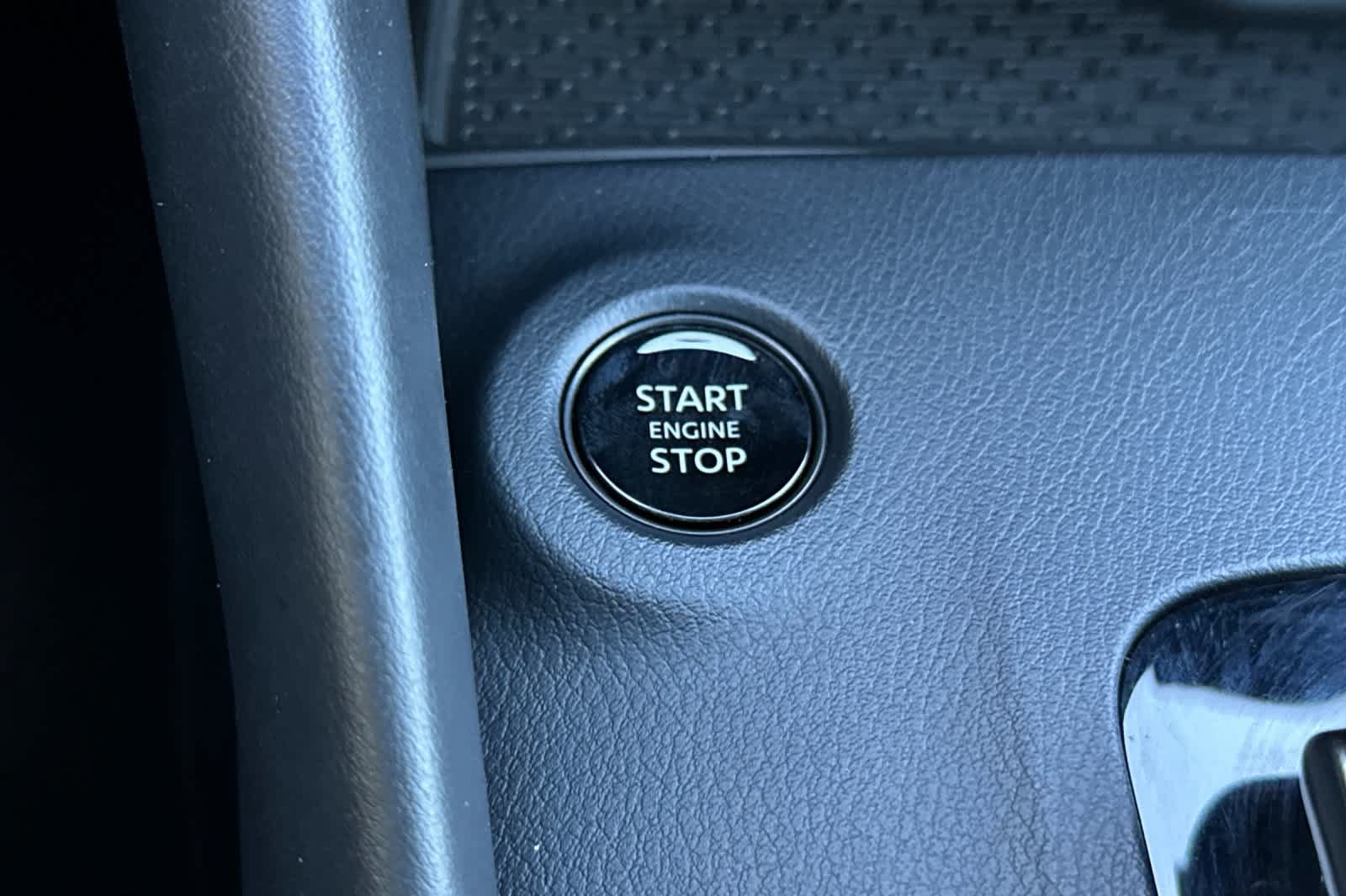 Used 2025 Nissan Z Performance w/ Floor Mat Package RWD image 19