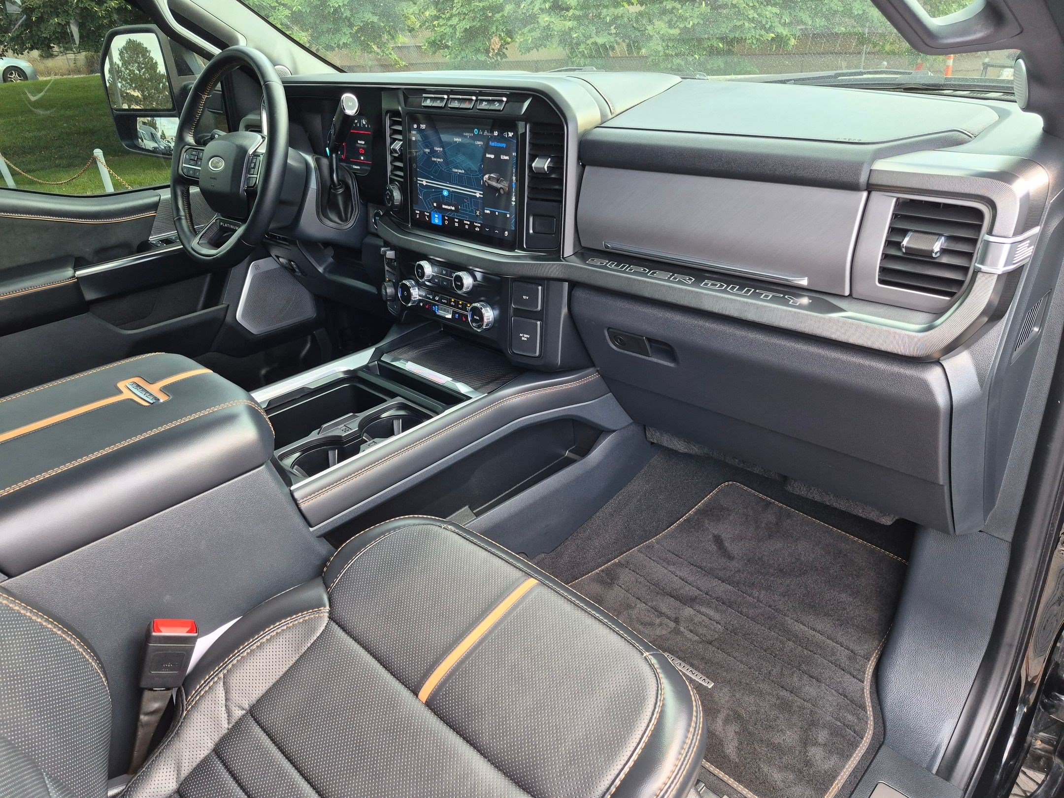 Used 2024 Ford F350 Platinum AWD/4WD image 36