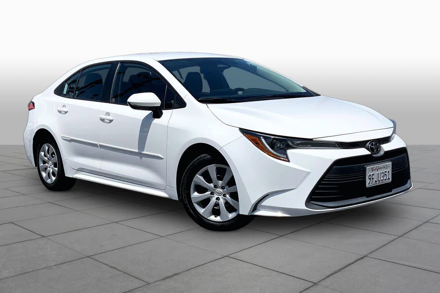 Certified 2023 Toyota Corolla LE FWD image 2