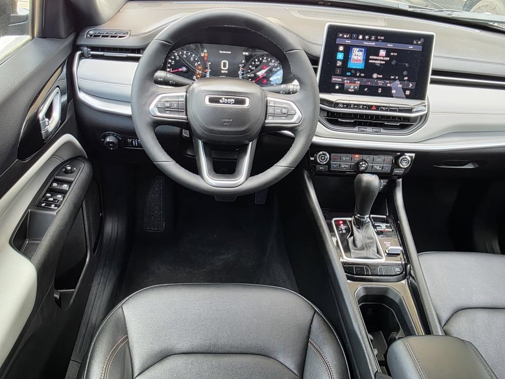 Used 2024 Jeep Compass Limited AWD/4WD image 11