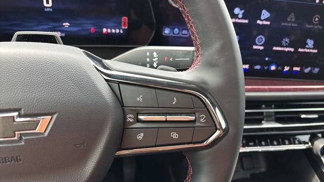 Used 2024 Chevrolet Traverse RS image 20