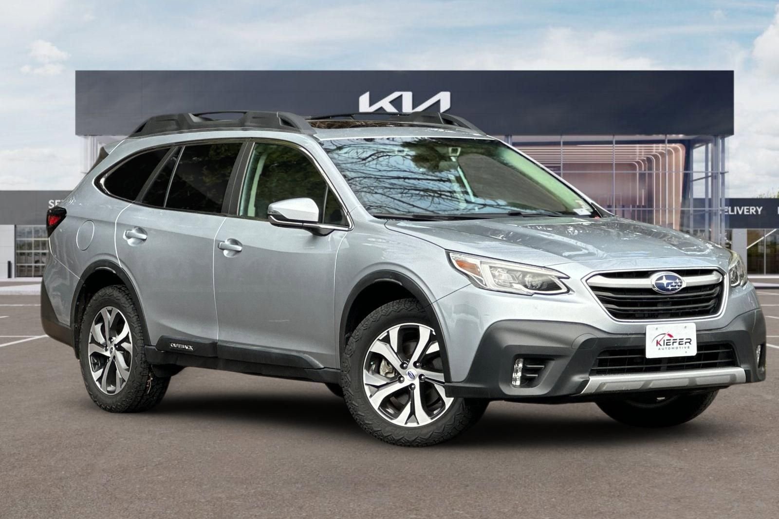 Used 2020 Subaru Outback Limited XT w/ Tech Package 2 image 2