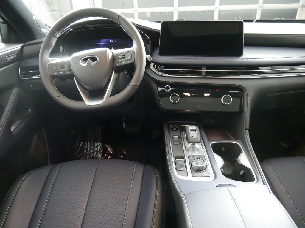 New 2026 INFINITI QX60 Sport w/ Dark Cargo Package AWD/4WD image 18