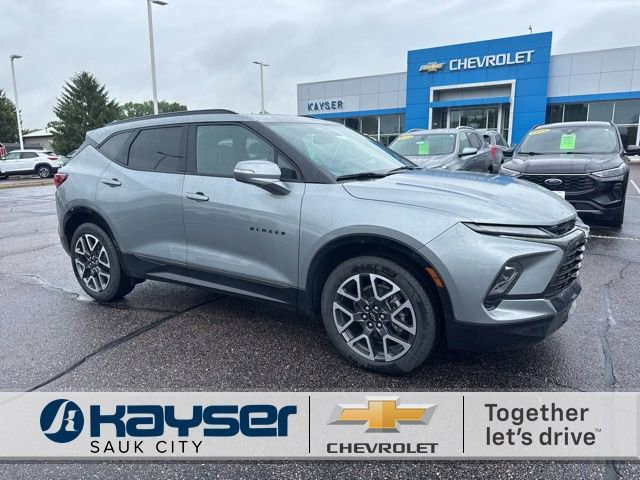 Used 2025 Chevrolet Blazer RS w/ Enhanced Convenience Package AWD/4WD image 1