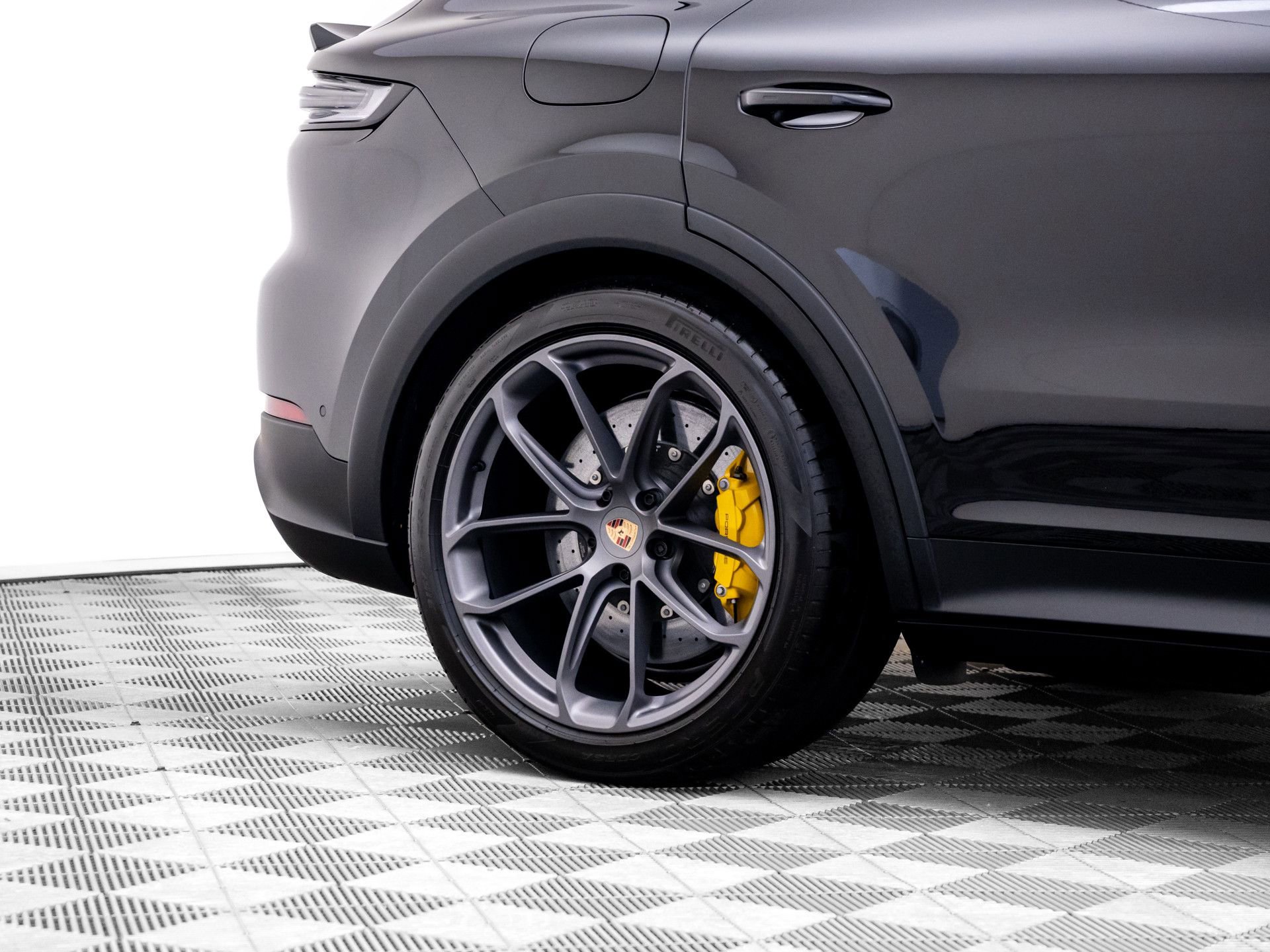 Certified 2026 Porsche Cayenne Turbo GT AWD/4WD image 36