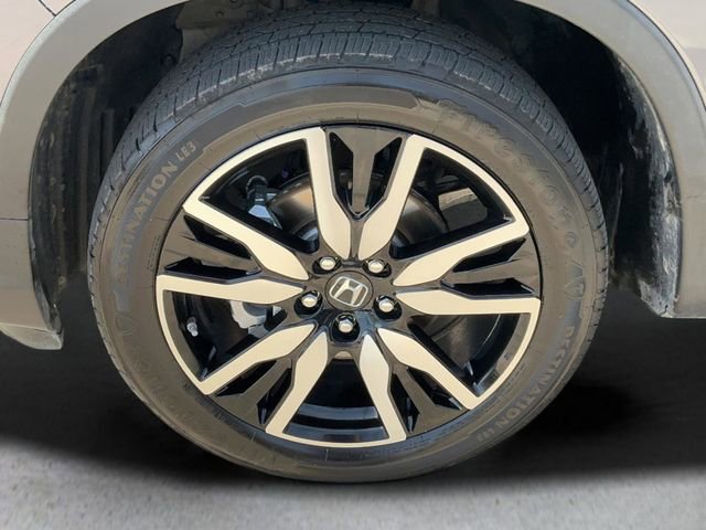 Used 2022 Honda Pilot Touring image 9