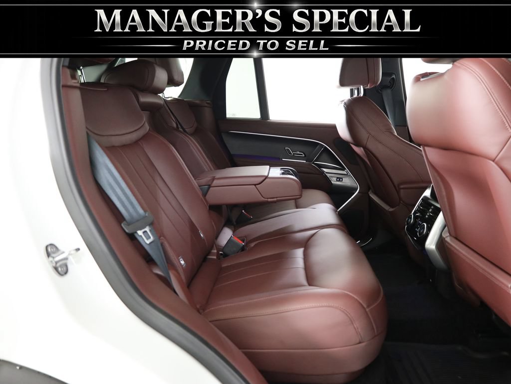 Used 2025 Land Rover Range Rover SE AWD/4WD image 60