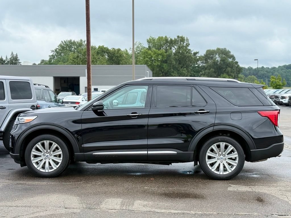 Certified 2024 Ford Explorer Limited w/ Limited Technology Package AWD/4WD image 43