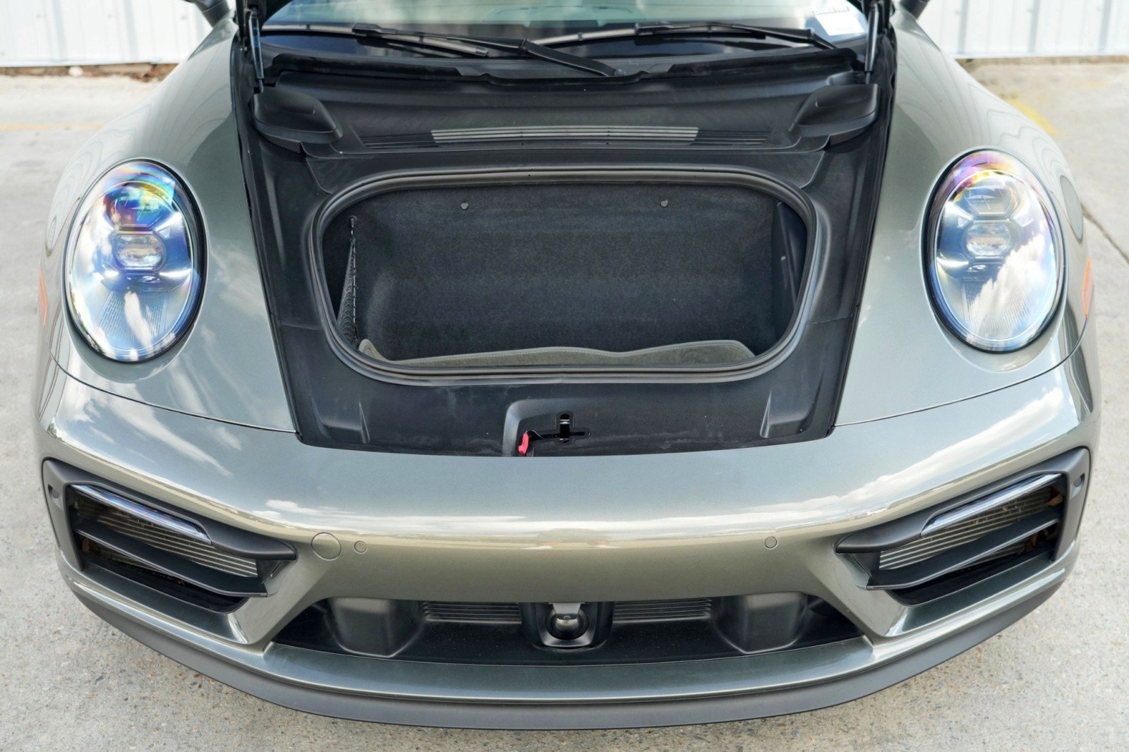 Used 2022 Porsche 911 Targa 4 GTS image 8